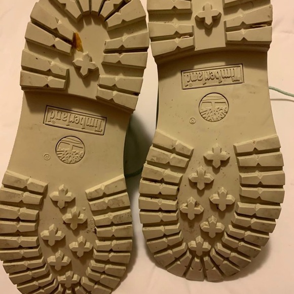 Timberlands - Picture 3 of 3